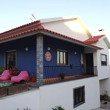 Omassim Hostal Ericeira