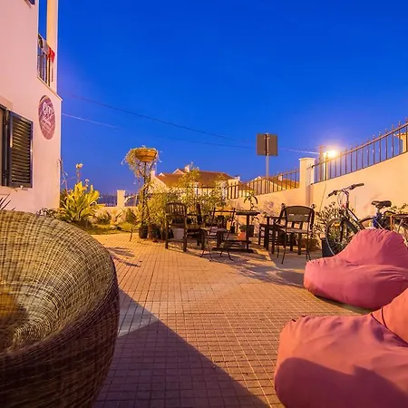 Omassim Hostel Ericeira