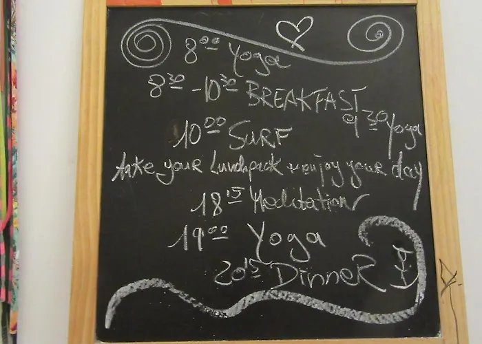 Omassim Hostel Ericeira